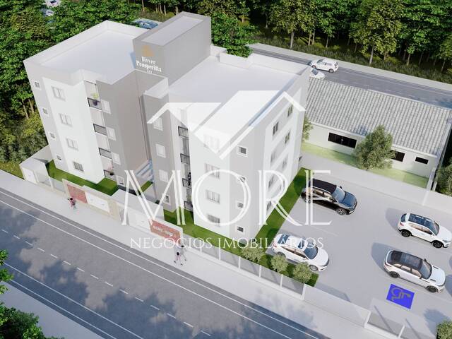 #990 - Apartamento para Venda em Balneário Piçarras - SC