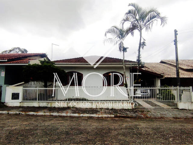 #1016 - Casa para Venda em Balneário Piçarras - SC - 2