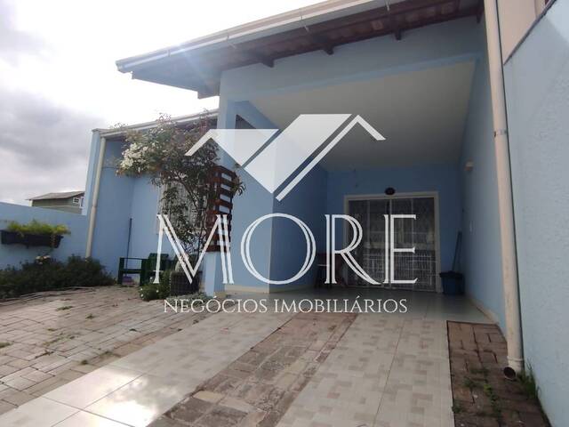 #1017 - Casa para Locação em Balneário Piçarras - SC