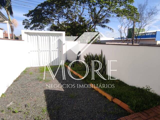 #1018 - Sobrado para Locação em Balneário Piçarras - SC - 2