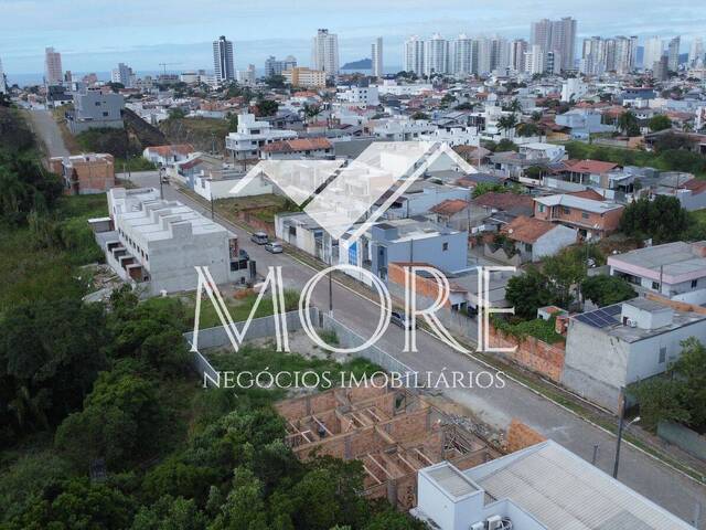 Casa para Venda em Balneário Piçarras - 2